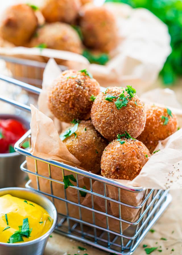 Croquetas bitterballen